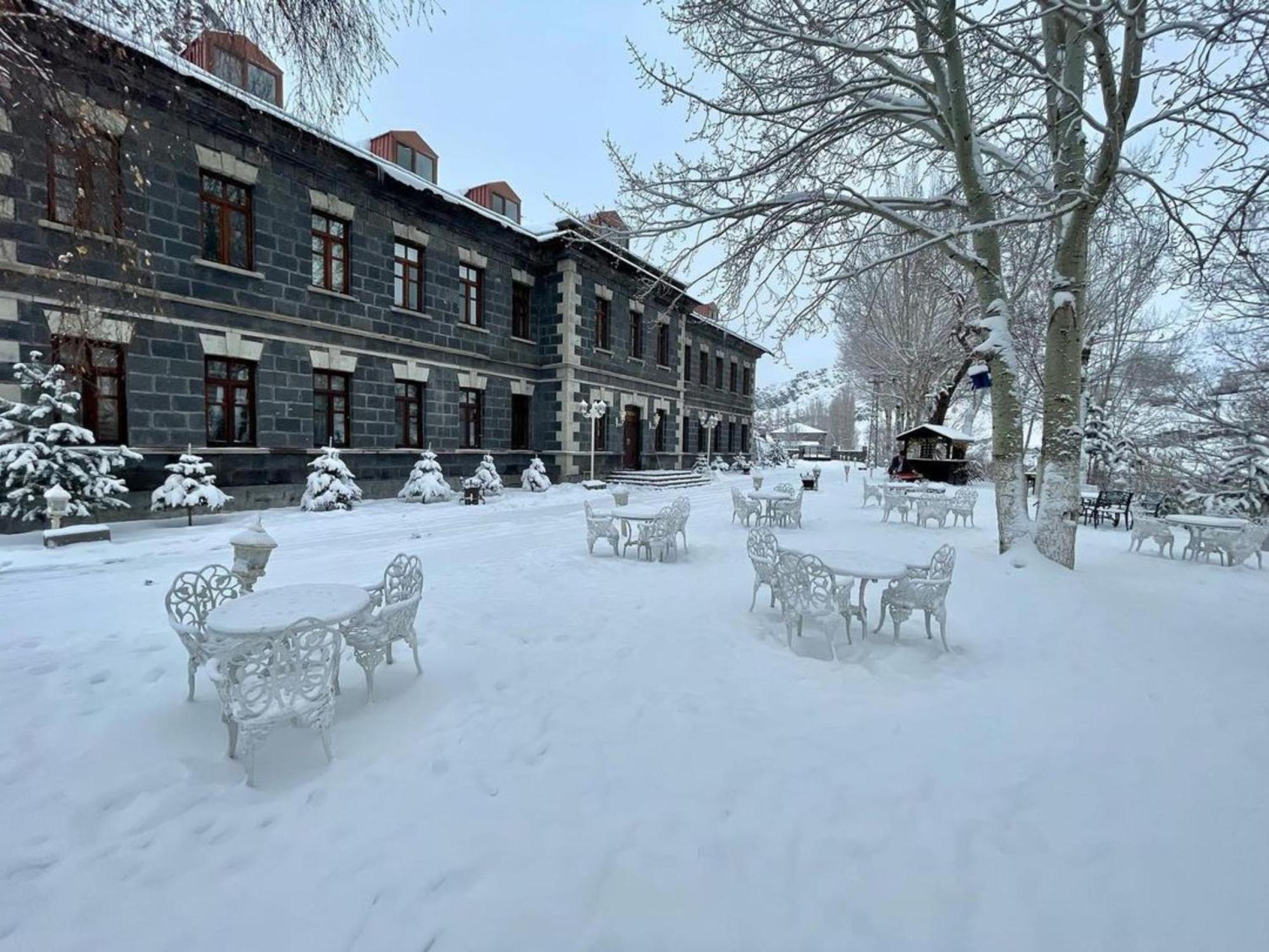 Katerina Palace 1877 Kars Luaran gambar